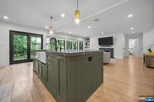 107 Highland Ave, Ridgewood, NJ 07450 - Photo 6