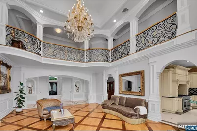 2 Euclid Road, Fort Lee, NJ 07024 - Photo 8
