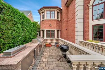 2 Euclid Road, Fort Lee, NJ 07024 - Photo 38