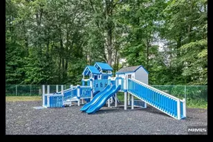 189 Grandview Ln, Mahwah, NJ 07430 - Photo 30