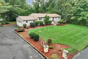 331 Forest Glen Ave, Franklin Lakes, NJ 07417 - Photo 2