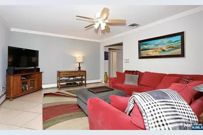 331 Forest Glen Avenue, Franklin Lakes, NJ 07417 - Photo 10