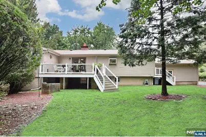 331 Forest Glen Avenue, Franklin Lakes, NJ 07417 - Photo 24