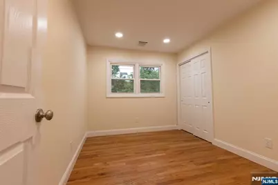 375 Broad Street 2 #2, Allendale, NJ 07072 - Photo 12