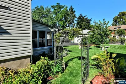 85 Buena Vista Avenue, Hawthorne, NJ 07506 - Photo 28