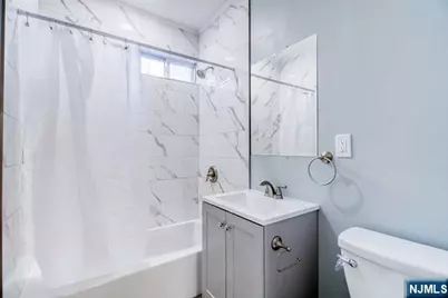 160 Manhattan Terrace 1 #1, Dumont, NJ 07628 - Photo 4