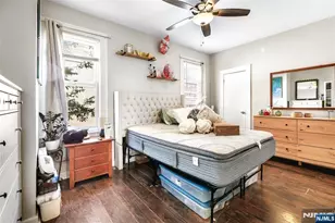 270 Goldsmith Ave, Newark, NJ 07112 - Photo 8