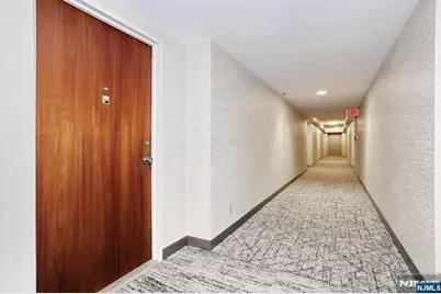 770 Anderson Avenue 18K #18K, Cliffside Park, NJ 07010 - Photo 4
