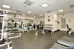 770 Anderson Ave 18K, Cliffside Park, NJ 07010 - Photo 36