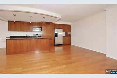 770 Anderson Avenue 18K #18K, Cliffside Park, NJ 07010 - Photo 8