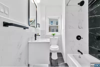 209 Michigan Avenue, Kenilworth, NJ 07033 - Photo 14