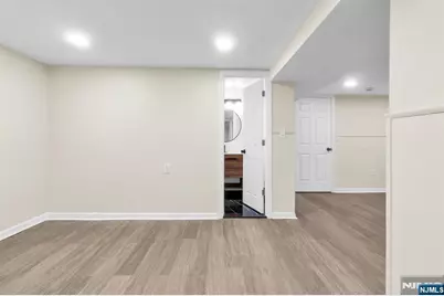 209 Michigan Avenue, Kenilworth, NJ 07033 - Photo 20