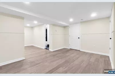 209 Michigan Avenue, Kenilworth, NJ 07033 - Photo 28