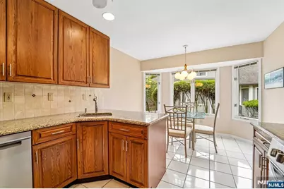 125 Lakeview Drive 125 #125, Old Tappan, NJ 07675 - Photo 12