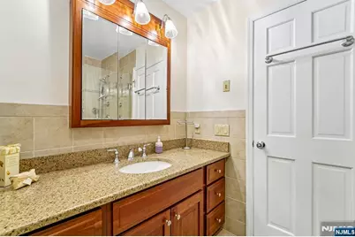 125 Lakeview Drive 125 #125, Old Tappan, NJ 07675 - Photo 18