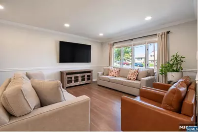 35 Bender Drive, Clifton, NJ 07013 - Photo 14