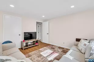 33 Oak Ave, Pequannock Township, NJ 07440 - Photo 20