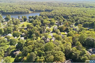 7 Paradise Trail, Vernon, NJ 07460 - Photo 44