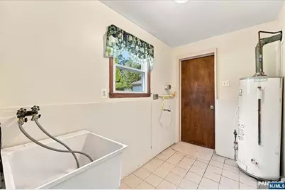7 Paradise Trail, Vernon, NJ 07460 - Photo 34