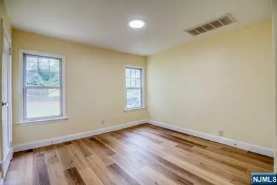204 Pascack Road 2 #2, Park Ridge, NJ 07656 - Photo 4
