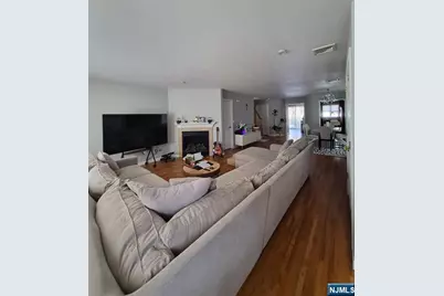 15 E Ruby Avenue B #B, Palisades Park, NJ 07650 - Photo 6