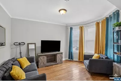 160 Fulton Avenue, Jersey City, NJ 07305 - Photo 6