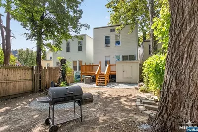 160 Fulton Avenue, Jersey City, NJ 07305 - Photo 34