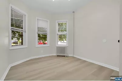 263 Sanford Street, East Orange, NJ 07018 - Photo 8