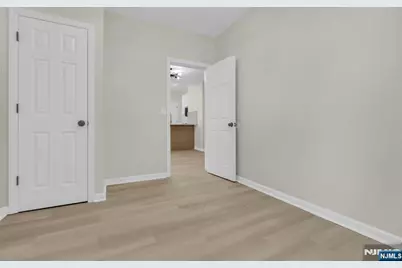 263 Sanford Street, East Orange, NJ 07018 - Photo 10