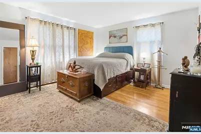 202 E 11th Street, Clifton, NJ 07011 - Photo 18