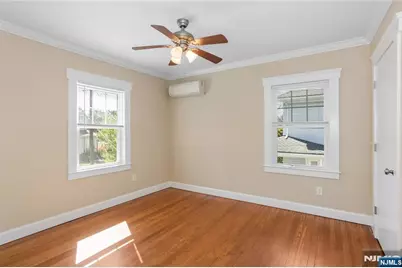 141 Henry Street, Hasbrouck Heights, NJ 07604 - Photo 28