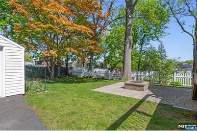 141 Henry Street, Hasbrouck Heights, NJ 07604 - Photo 50