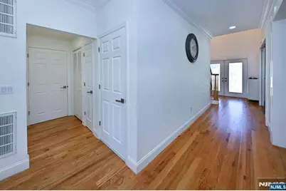 51 Stager, Nutley, NJ 07110 - Photo 12