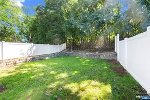 704 Chestnut Street A, Secaucus, NJ 07094 - Photo 34