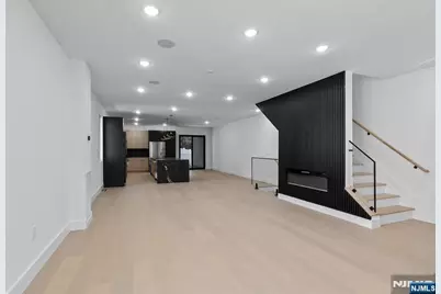 704 Chestnut Street A #A, Secaucus, NJ 07094 - Photo 10