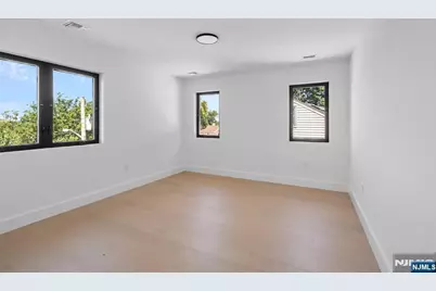 704 Chestnut Street A #A, Secaucus, NJ 07094 - Photo 24