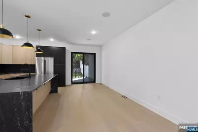 704 Chestnut Street A #A, Secaucus, NJ 07094 - Photo 8