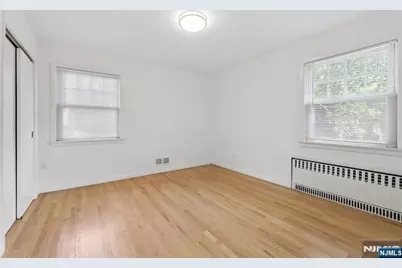 585 W Englewood Avenue, Teaneck Township, NJ 07666 - Photo 12