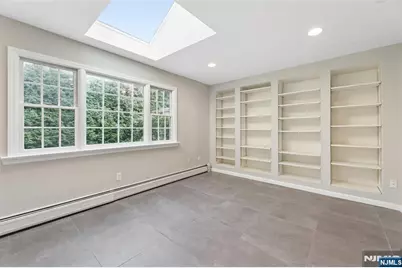 585 W Englewood Avenue, Teaneck Township, NJ 07666 - Photo 8