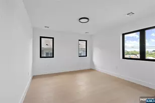 704 Chestnut Street B, Secaucus, NJ 07094 - Photo 32