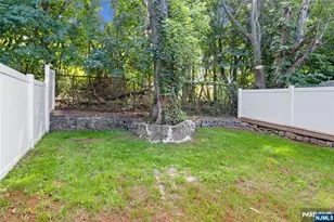 704 Chestnut Street B, Secaucus, NJ 07094 - Photo 40