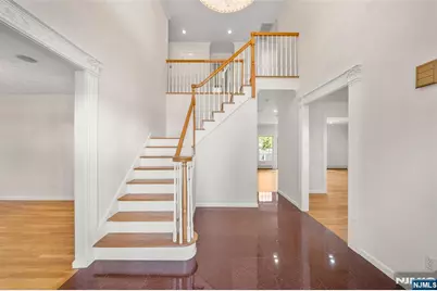 220 Concord Drive, Paramus, NJ 07652 - Photo 4