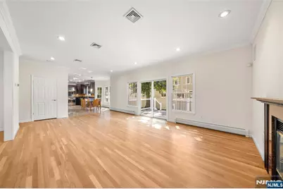 220 Concord Drive, Paramus, NJ 07652 - Photo 8