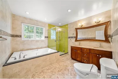 220 Concord Drive, Paramus, NJ 07652 - Photo 20