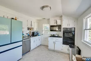 8-83 Henderson Blvd, Fair Lawn, NJ 07410 - Photo 34