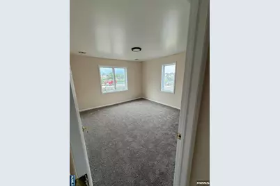 79 Wesley Street, South Hackensack Township, NJ 07606 - Photo 8