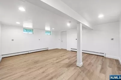 816 Pascack Road, Paramus, NJ 07652 - Photo 14