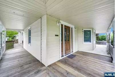 816 Pascack Road, Paramus, NJ 07652 - Photo 2