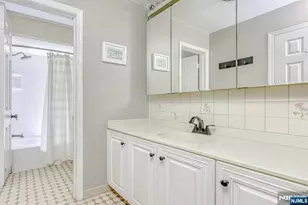 65 Forsythia Ln, Paramus, NJ 07652 - Photo 12