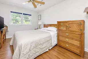 65 Forsythia Ln, Paramus, NJ 07652 - Photo 14